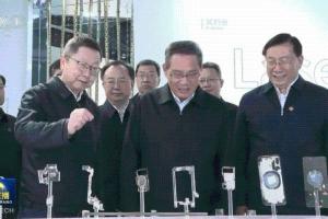 中共中央政治局常委、国务院总理李强调研华工科技